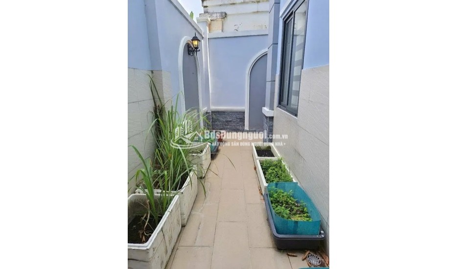 BÁN BIỆT THỰ HẺM XE HƠI 100 RA ĐƯỜNG LÊ VĂN LƯƠNG, 29 PHÚT VÔ QUẬN 1